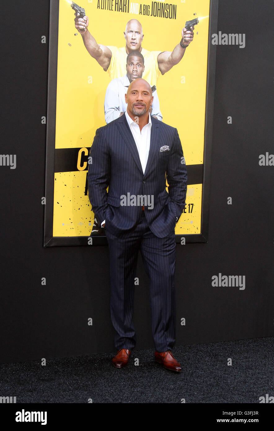 DWAYNE JOHNSON (AKA THE ROCK) BULLETPROOF MONK PREMIER CHINESE THEATRE  HOLLYWOOD LOS ANGELES USA 09 April 2003 Stock Photo - Alamy