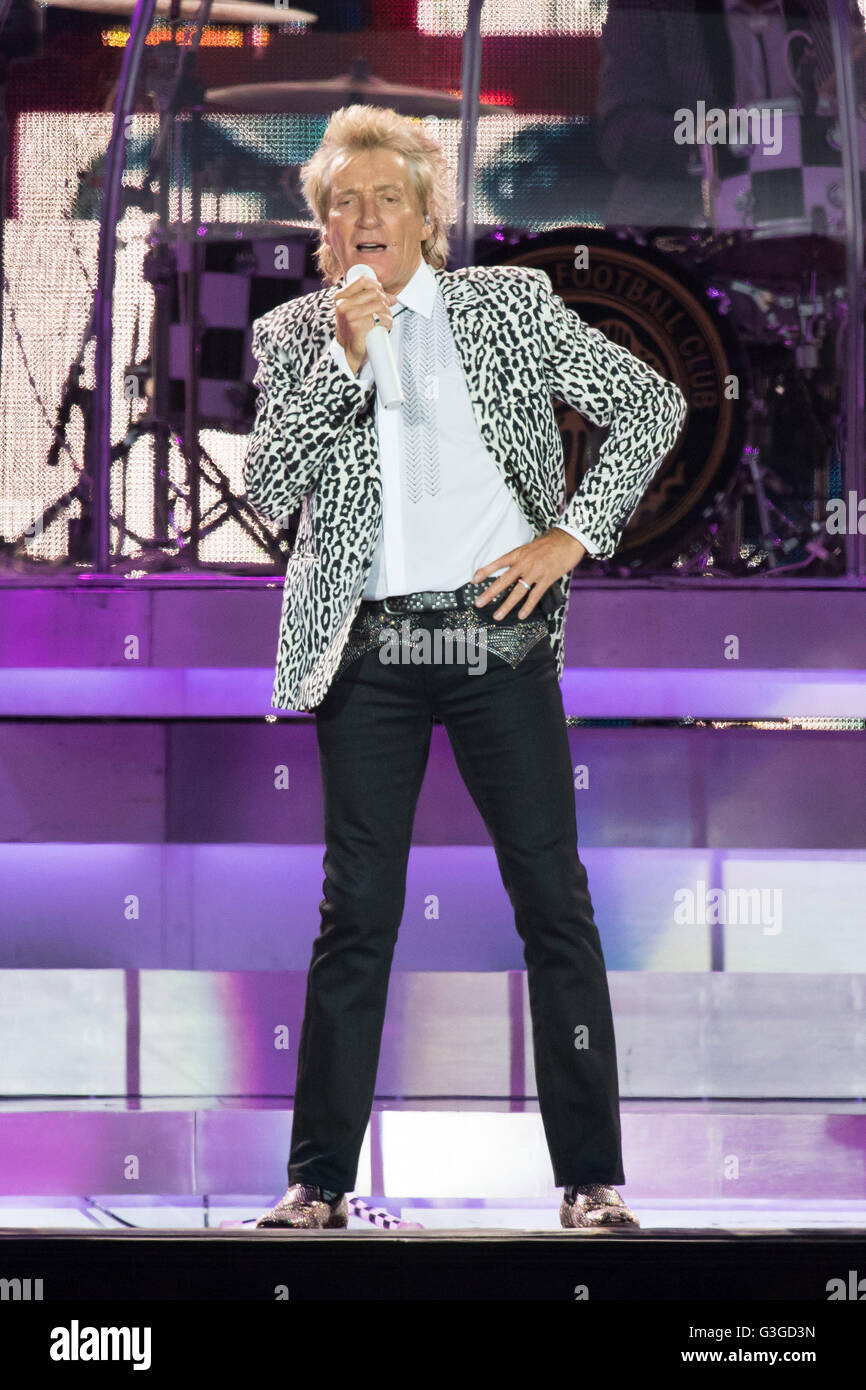 Singer Rod Stewart performs on stage during his 2016 tour at the