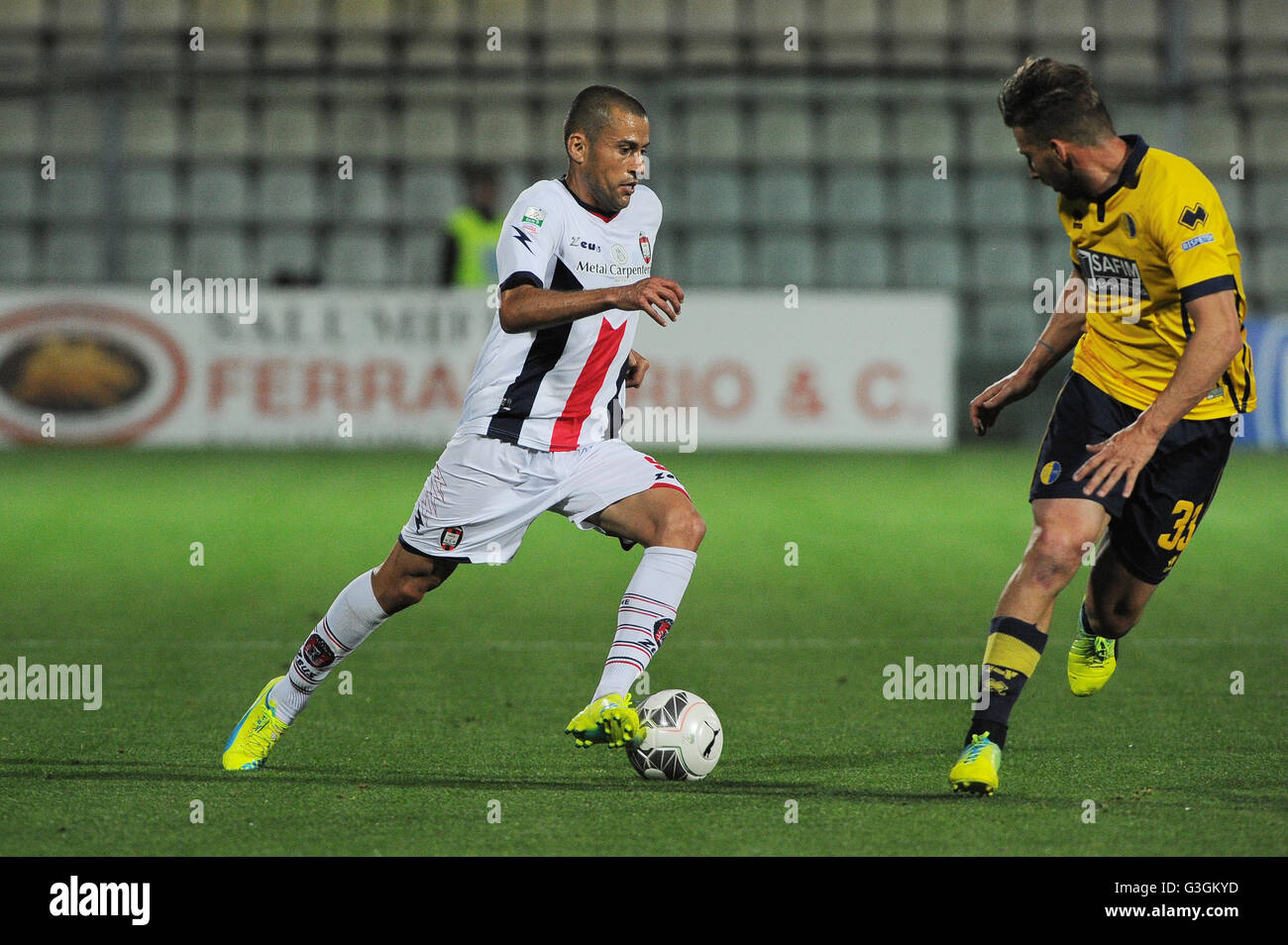 Alberto Braglia stadium, Modena, Italy, December 18, 2022, Luca Tremolada ( Modena) during Modena FC vs Benevento Calcio - Italian soccer Serie B match  Stock Photo - Alamy