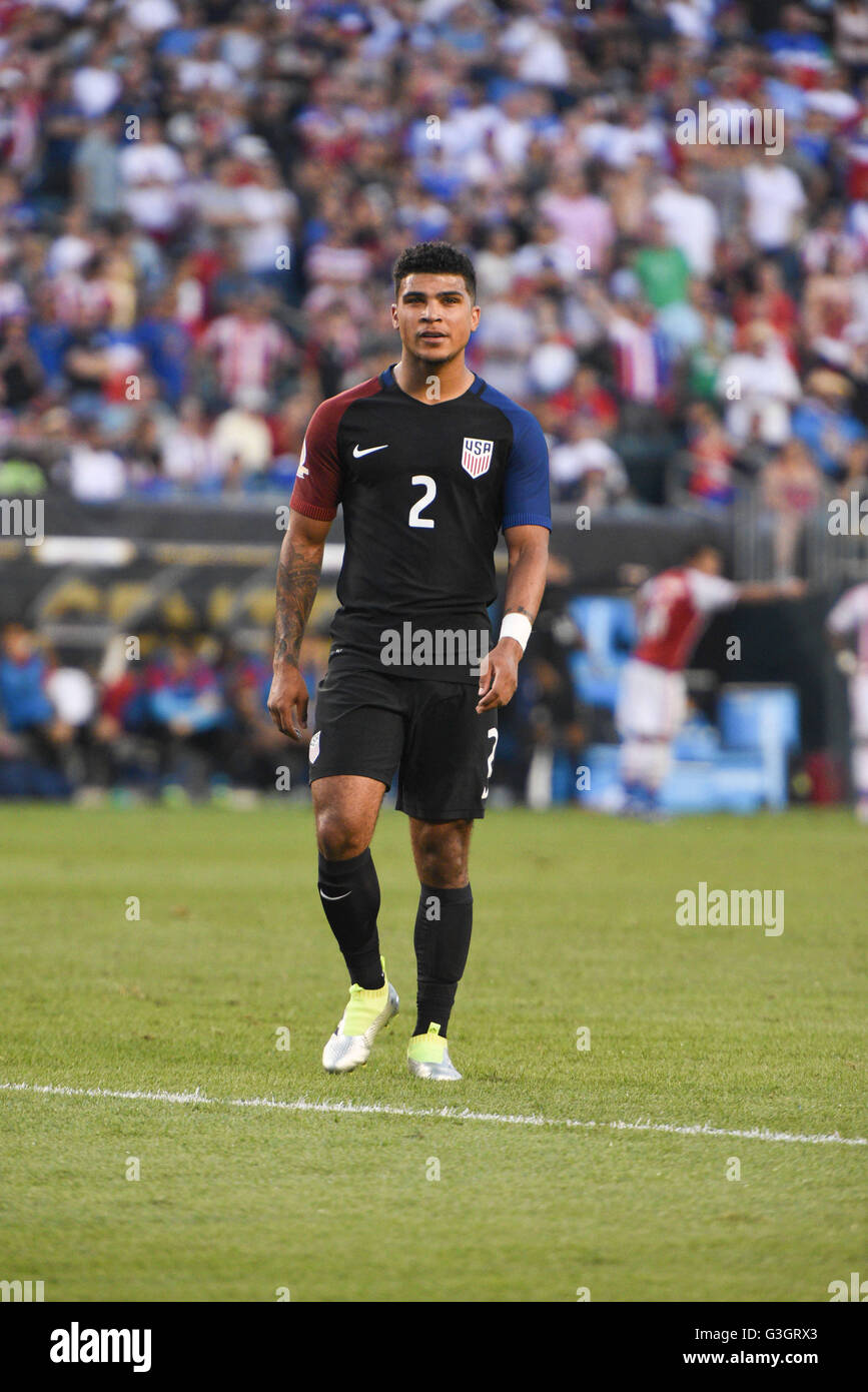 Philadelphia, Pennsylvania, USA. 11th June, 2016. DEANDRE YEDLIN of the USA walks off of the pitch after getting a red card during the Copa America match played at Lincoln Financial Field in Philadelphia Pa © Ricky Fitchett/ZUMA Wire/Alamy Live News Stock Photo