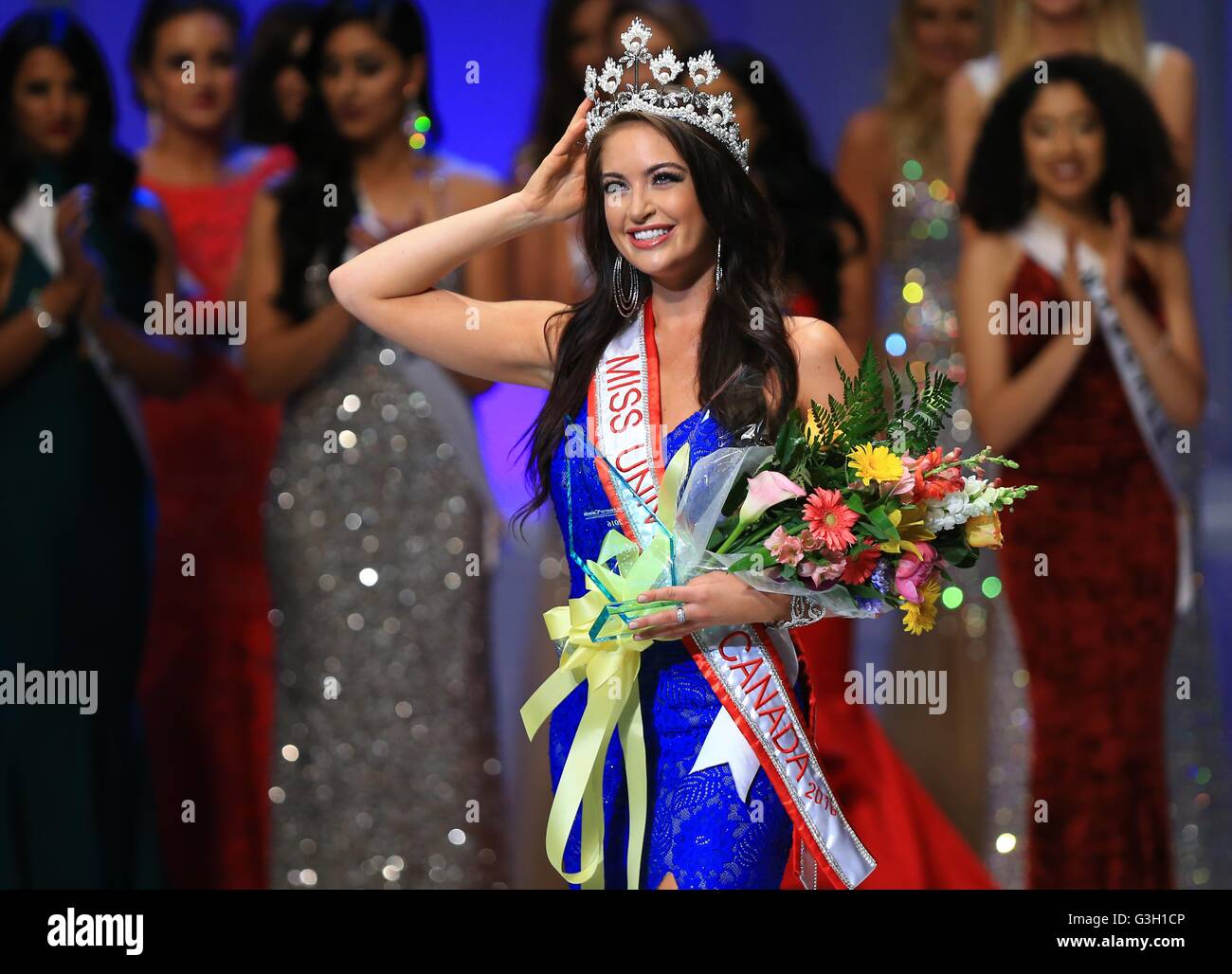 Toronto, Canada. 11th June, 2016. Winner Siera Bearchell celebrates on  stage during the 2016 Miss Universe Canada Pageant Final in Toronto,  Canada, June 11, 2016. 20-year-old contestant Siera Bearchell from the  Universtiy