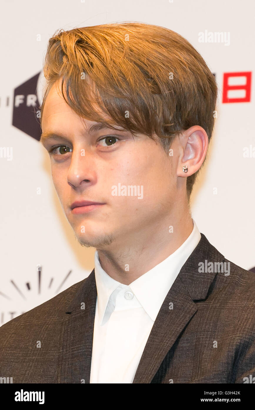 Standing Tall Movie High Resolution Stock Photography And Images Alamy