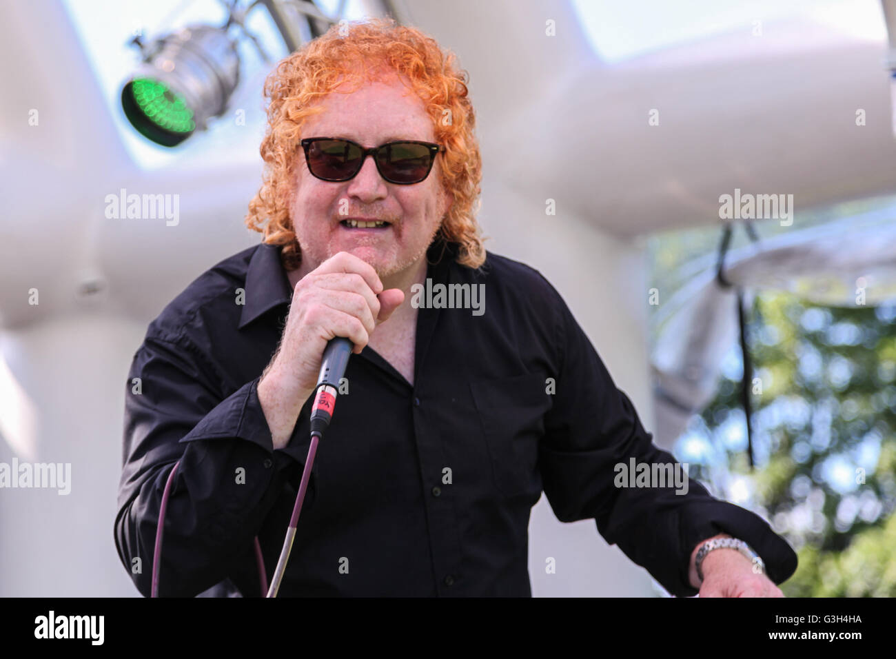 Henlow, Bedfordshire, UK. 24th June, 2016, 'Red Mick', Simply Red tribute act. Stock Photo
