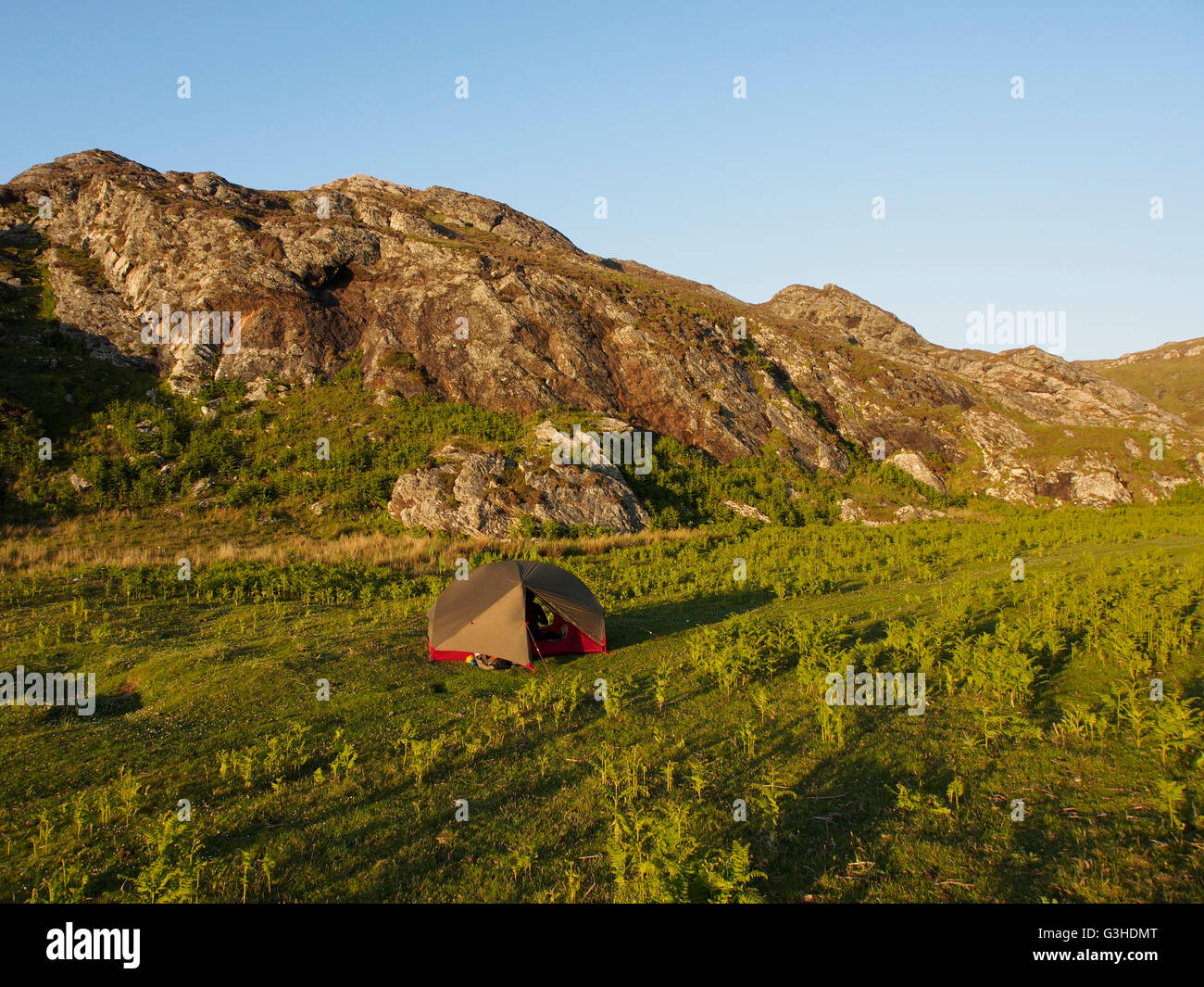 Wild camping near Kiloran bay, Colonsay, Scotland Stock Photo
