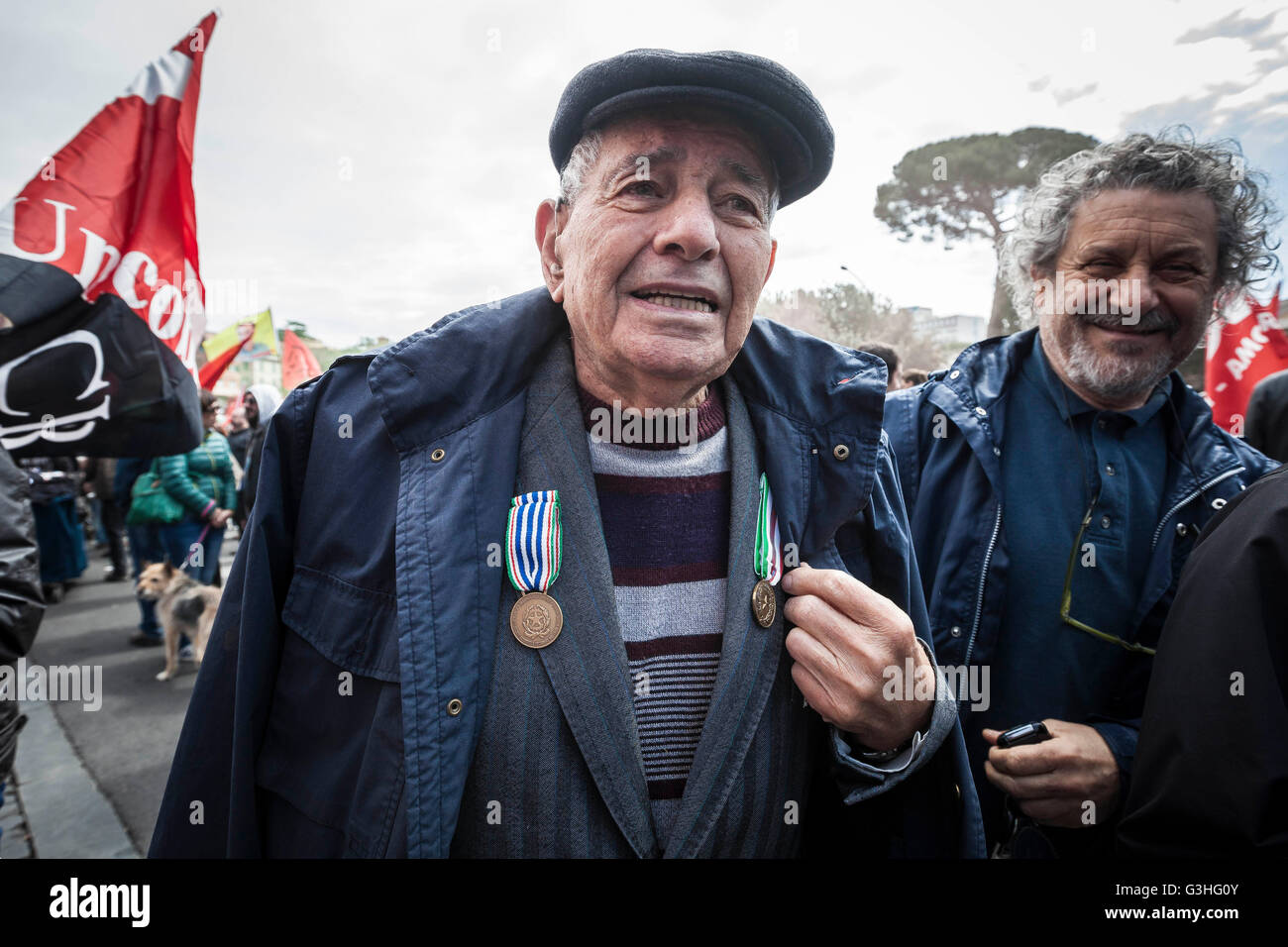Rome, Italy. 25th Apr, 2016. Italian partisans attend a rally to ...