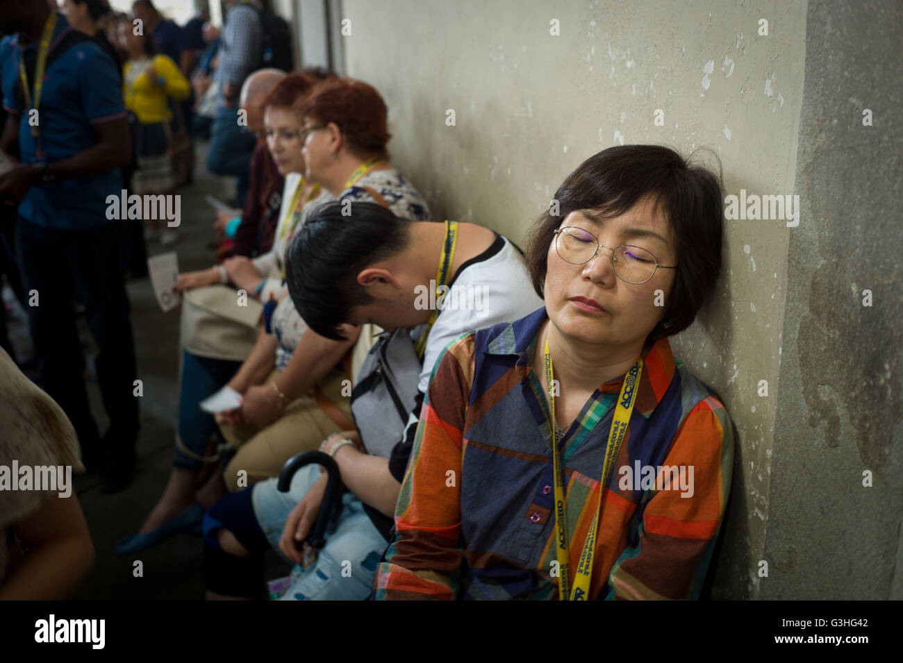 Tourism fatigue, Uffizi museum, Florence, Italy. May 2016 Stock Photo