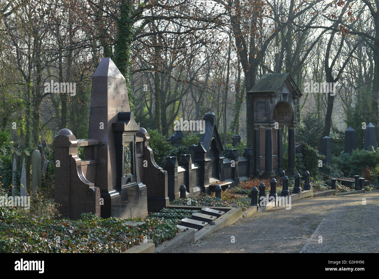 Juedischer Friedhof, Herbert-Baum-Strasse, Weissensee, Berlin, Deutschland Stock Photo