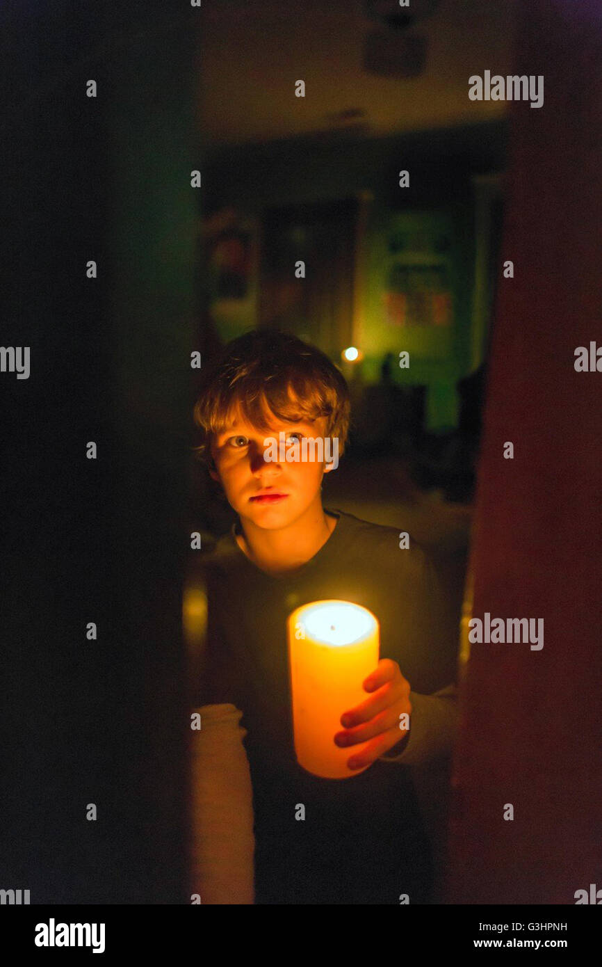 Lights Out is a 2016 American supernatural horror film directed by ...