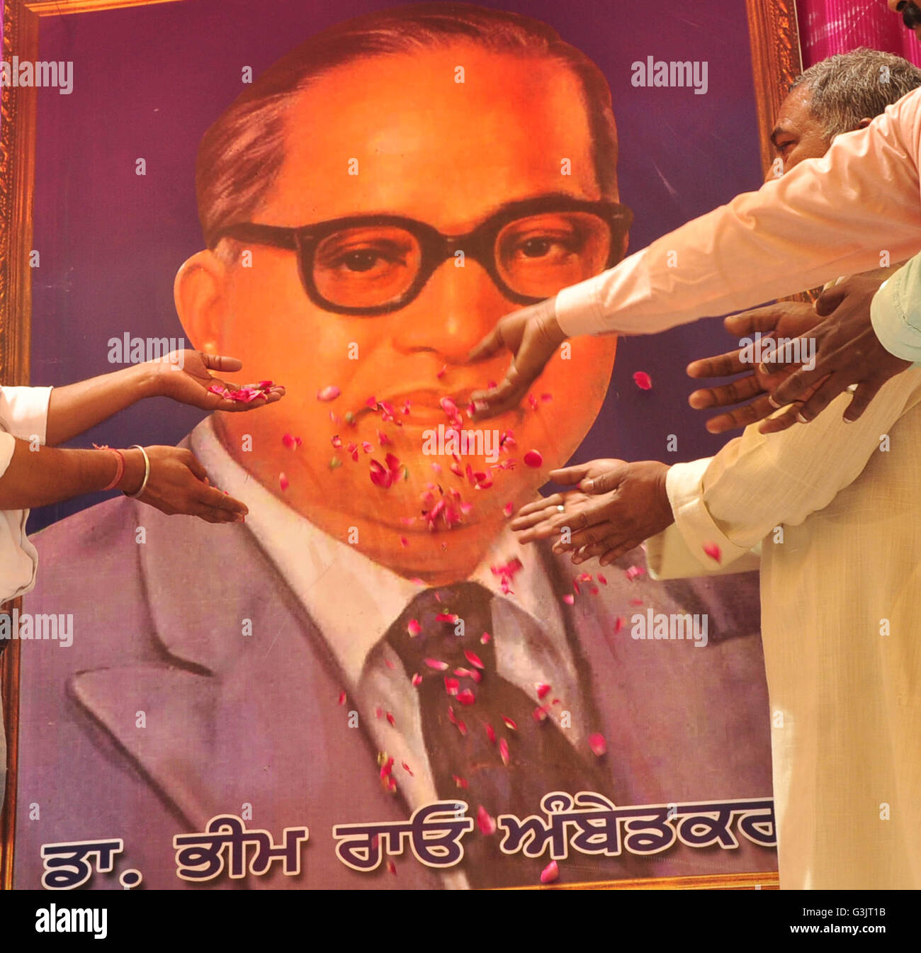 Patiala, India. 14th Apr, 2016. BJP worker tribute to Dr. Bhim Rao Ambedkar on his 125th Birth Anniversary at Bus Stand Chowk. He is popularly known as Babasaheb, was an Indian jurist, economist, politician and social reformer who inspired the Dalit Buddhist movement and campaigned against social Discrimination against Untouchables (Dalits), while also supporting the rights of women and labor. He was Independent India's first law minister and the principal architect of the Constitution of India. © Rajesh Sachar/Pacific Press/Alamy Live News Stock Photo