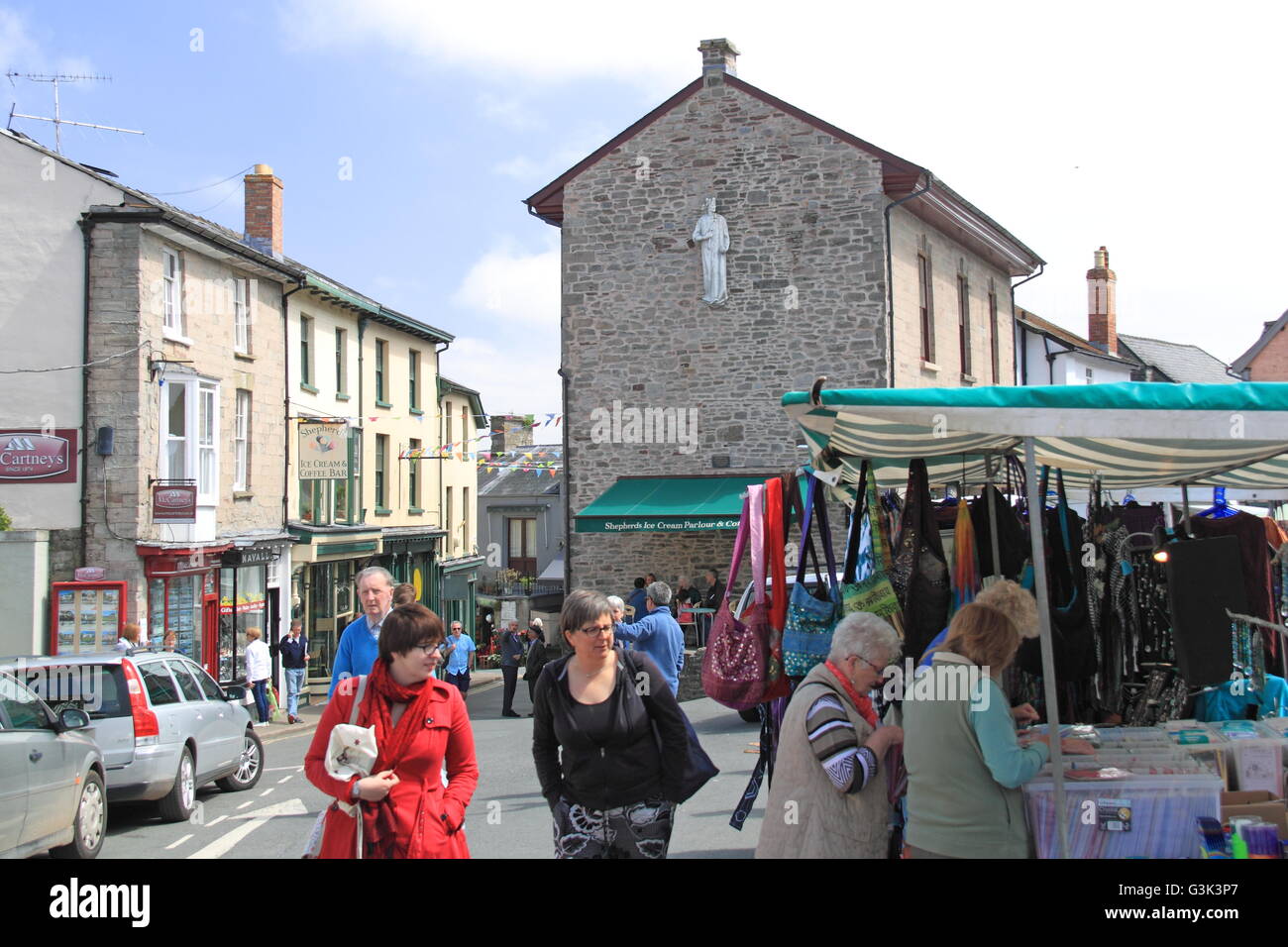 Hay on wye thursday market, wales hires stock photography and images