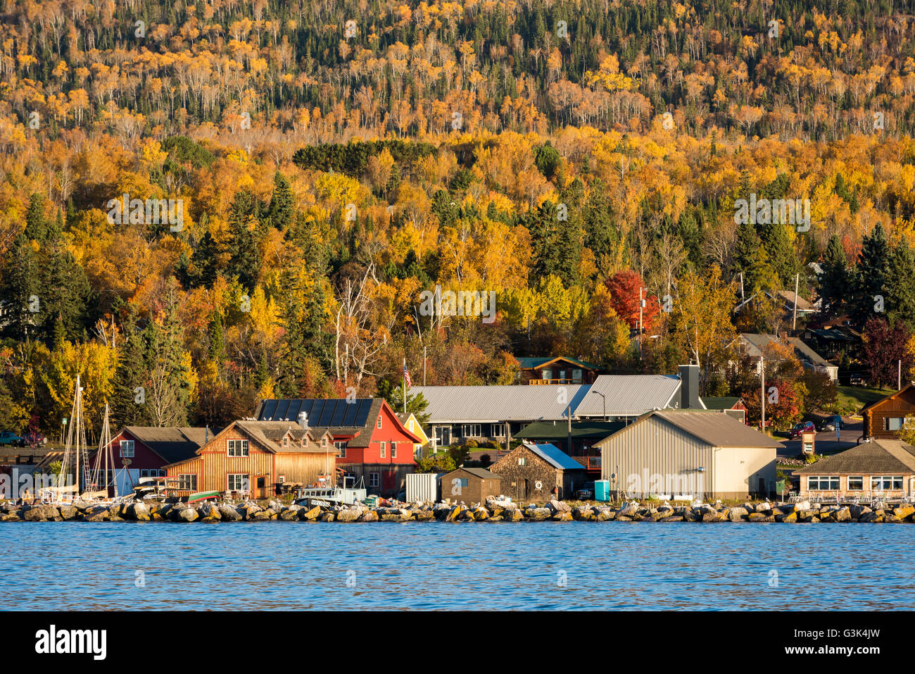 Grand marais minnesota fall hires stock photography and images Alamy