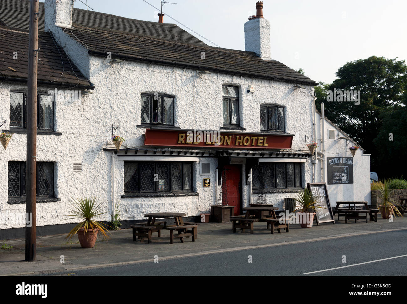 Red Lion Hotel, Newburgh, Lancashire, England, UK Stock Photo Alamy