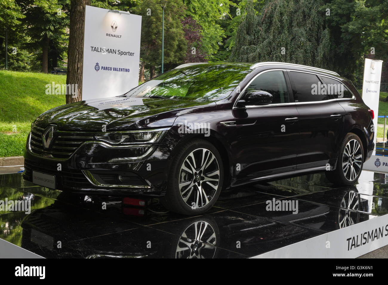 Renault talisman hi-res stock photography and images - Alamy