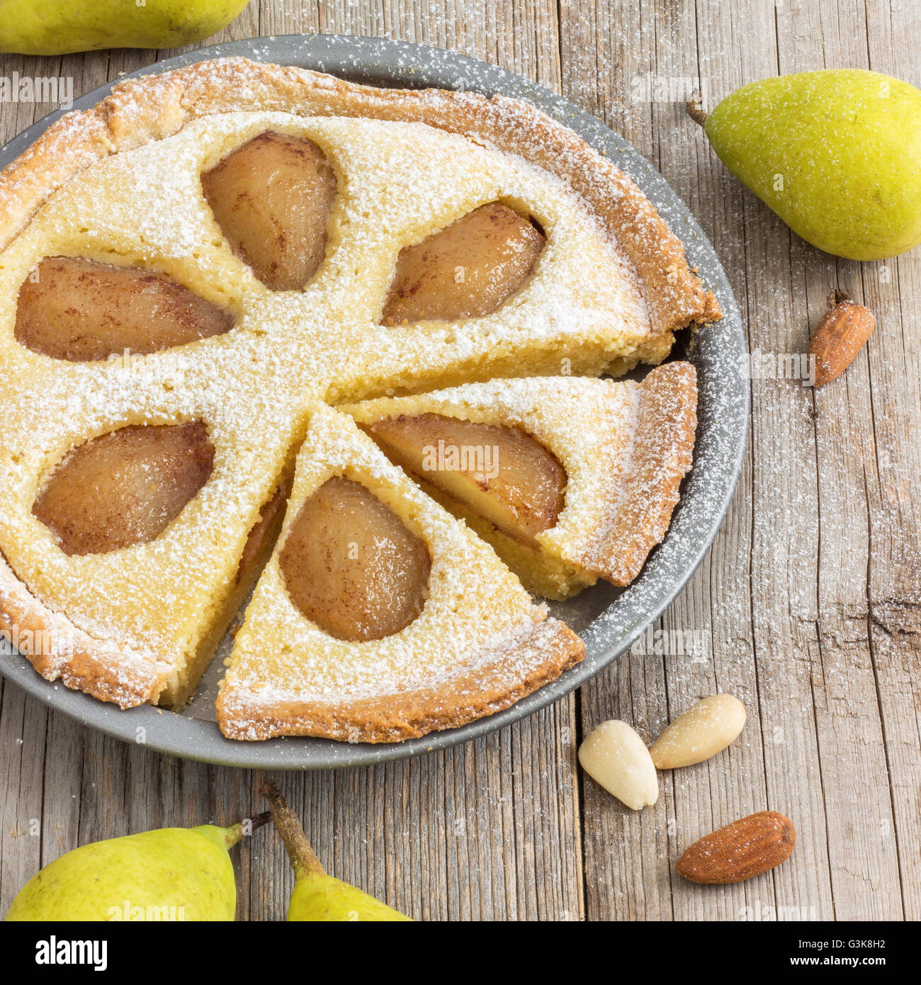 Франжипан это в кулинарии. Франжипан пирог подача. Франжипан пирог подача. Франжипан это в кулинарии. Франжипан с яблоками.