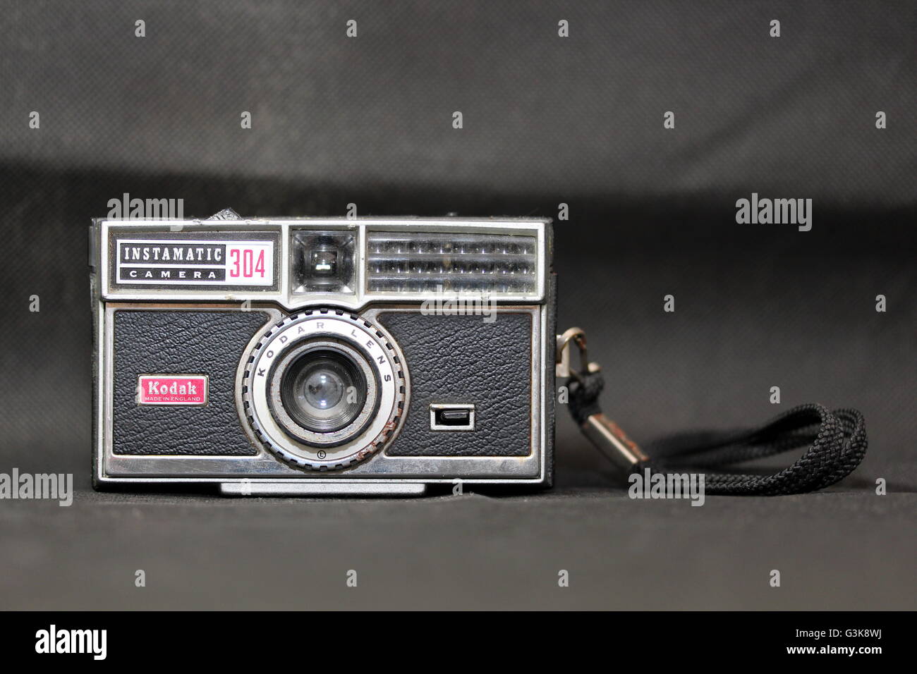 Old instamatic camera hi-res stock photography and images - Alamy