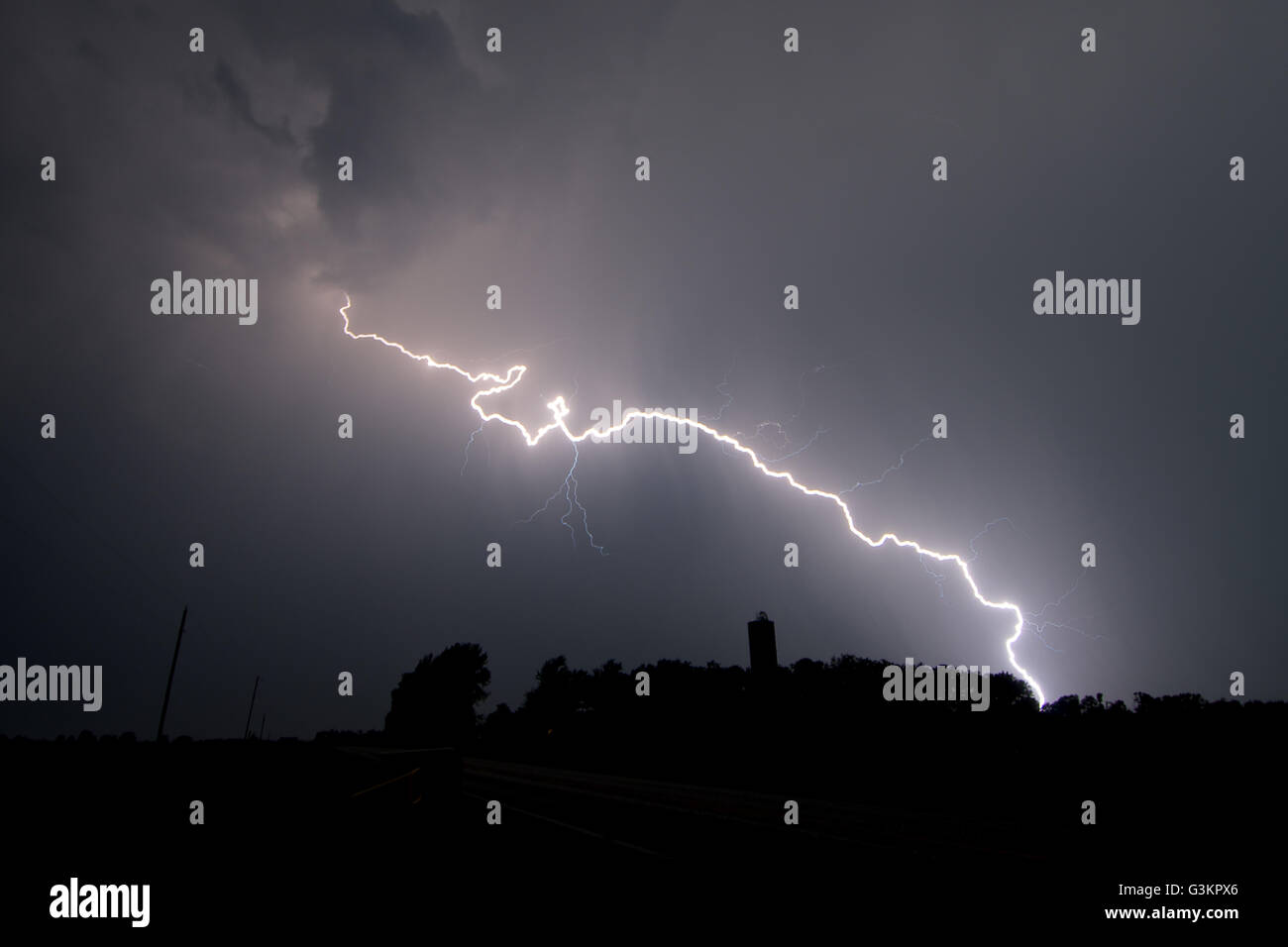 Green lightning bolt hires stock photography and images Alamy