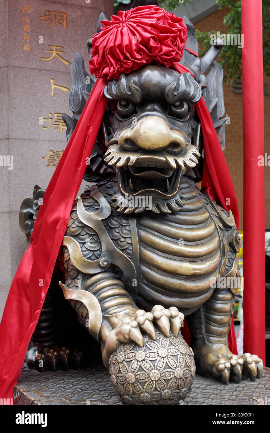 Chinese Lion Statue Red