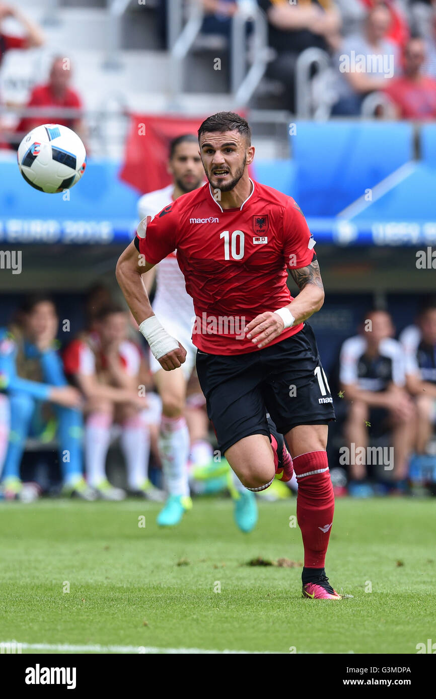 Armando Sadiku protagonista con la maglia dell'Albania