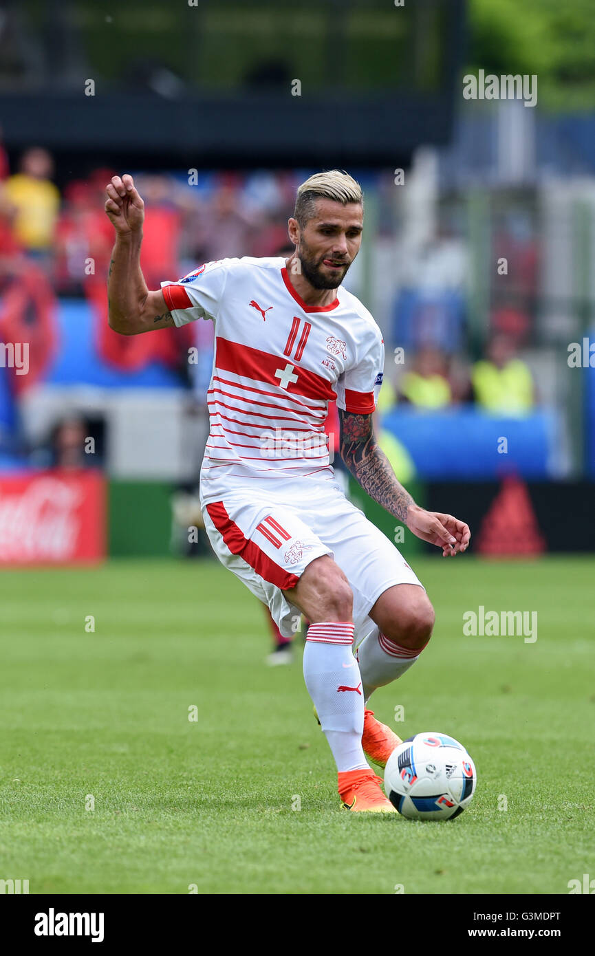 Valon Behrami (SUI), JUNE 11, 2016 - Football / Soccer : UEFA EURO 2016  Group A match between Albania 0-1 Switzerland at Stade Bollaert-Delelis in  Lens, France. (Photo by aicfoto/AFLO Stock Photo - Alamy