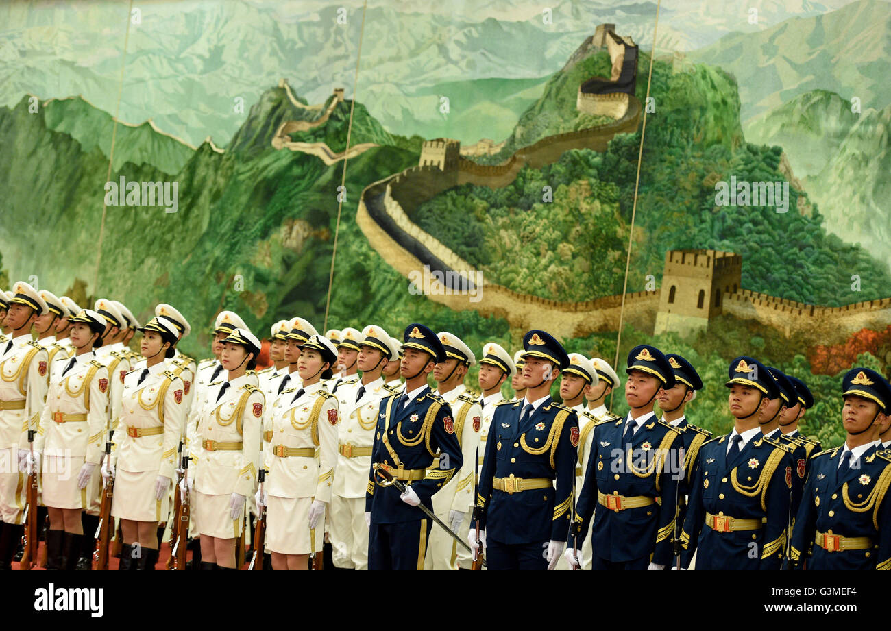 the-great-wall-of-china-painting-hi-res-stock-photography-and-images