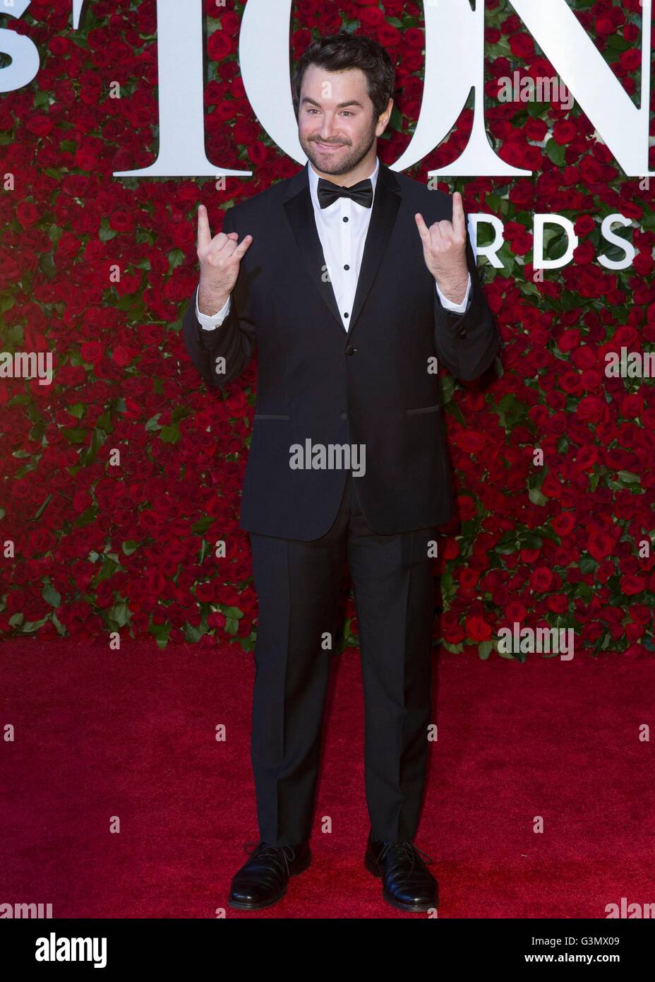 Alex brightman hi-res stock photography and images - Alamy