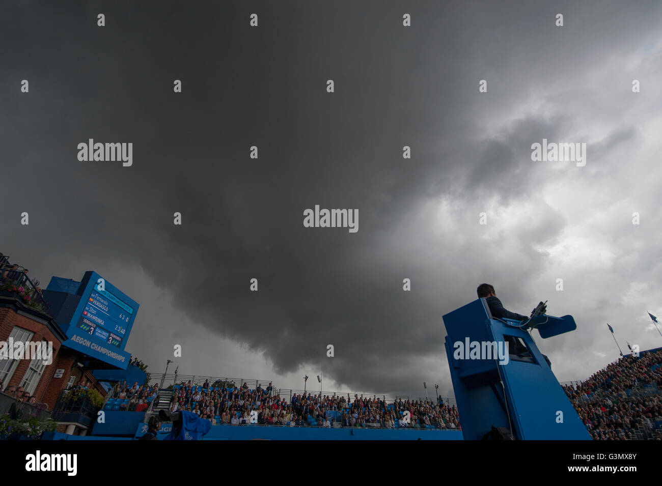 The Queen’s Club, London UK. 14th June 2016. Day 2 of grass court championships at the west London club till 19th June, with Stan Wawrinka (SUI) vs Fernando Verdasco (Esp), with rain stopping play frequently. Credit:  sportsimages/Alamy Live News. Stock Photo