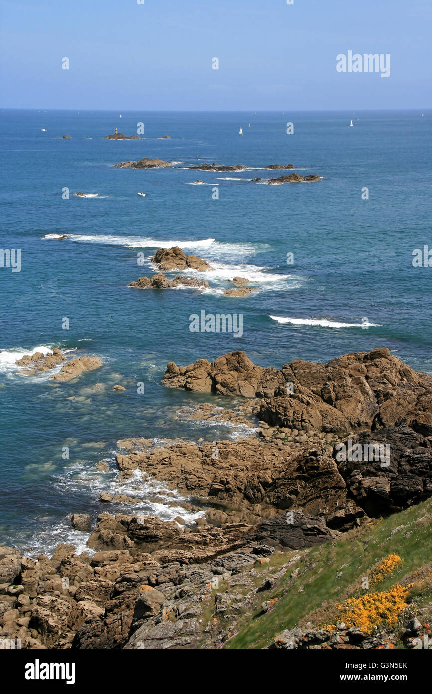 Atlantic coast and ocean in Brittany (France Stock Photo - Alamy