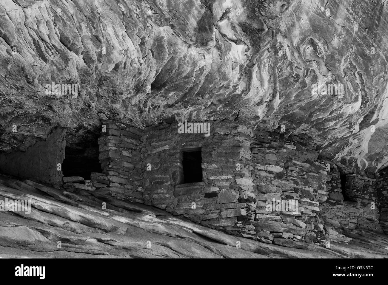 House on Fire ruin on BLM land in South Fork of Mule Canyon in