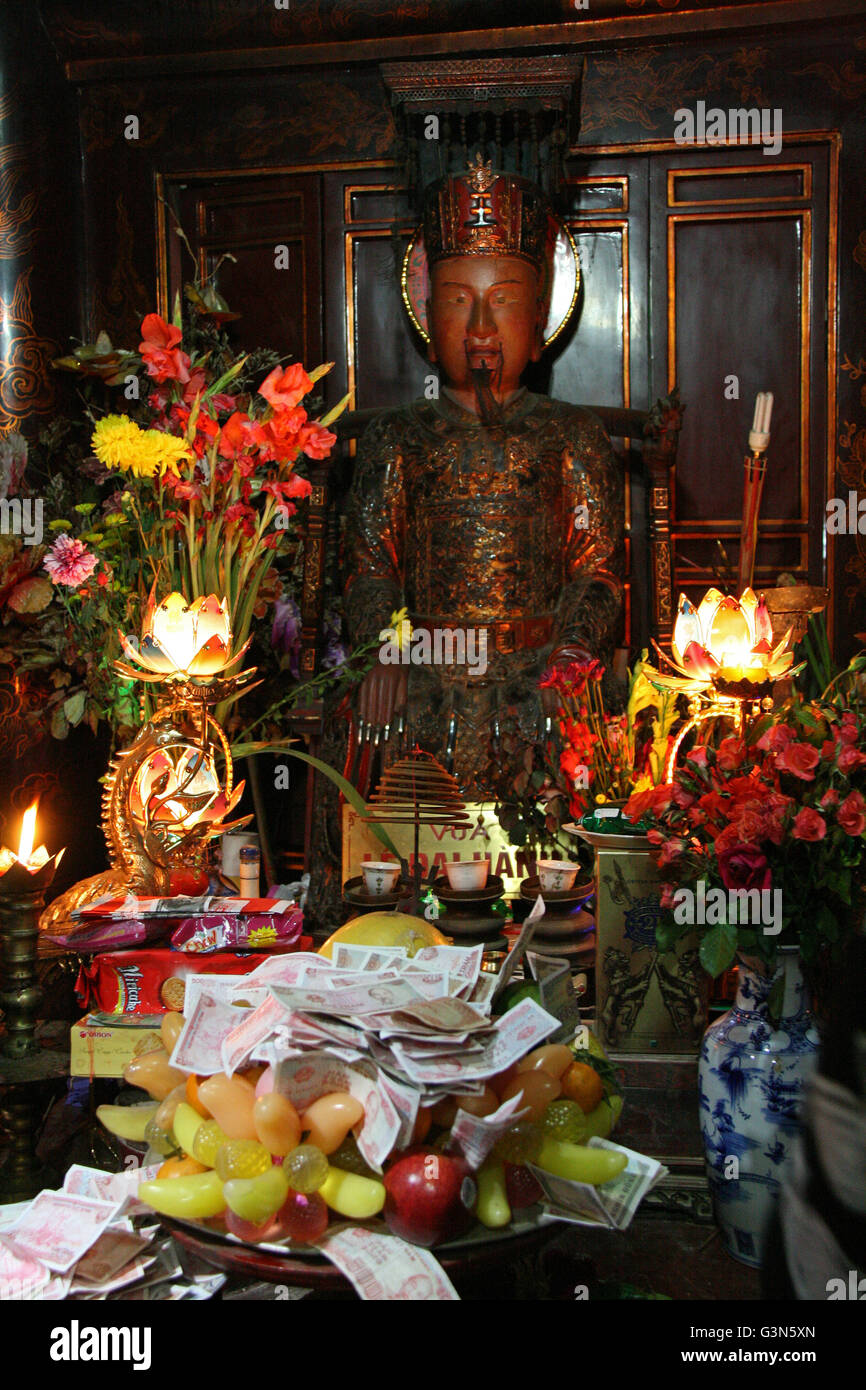 Buddhist altar food offerings hires stock photography and images Alamy
