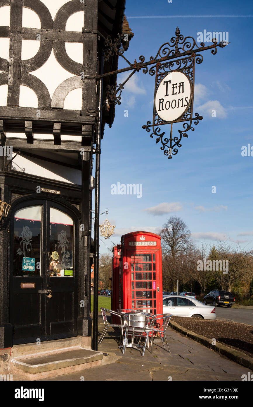 UK, England, Wirrall, Port Sunlight, k6 phone boxes outside old post office (now Tea Room) Stock Photo