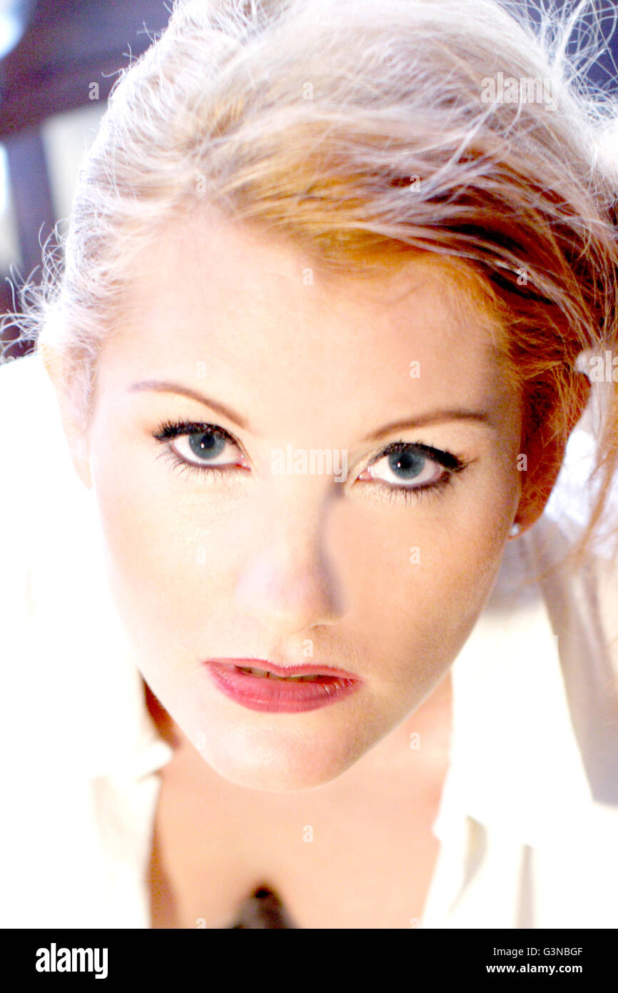 34 portrait hi-res stock photography and images - Alamy