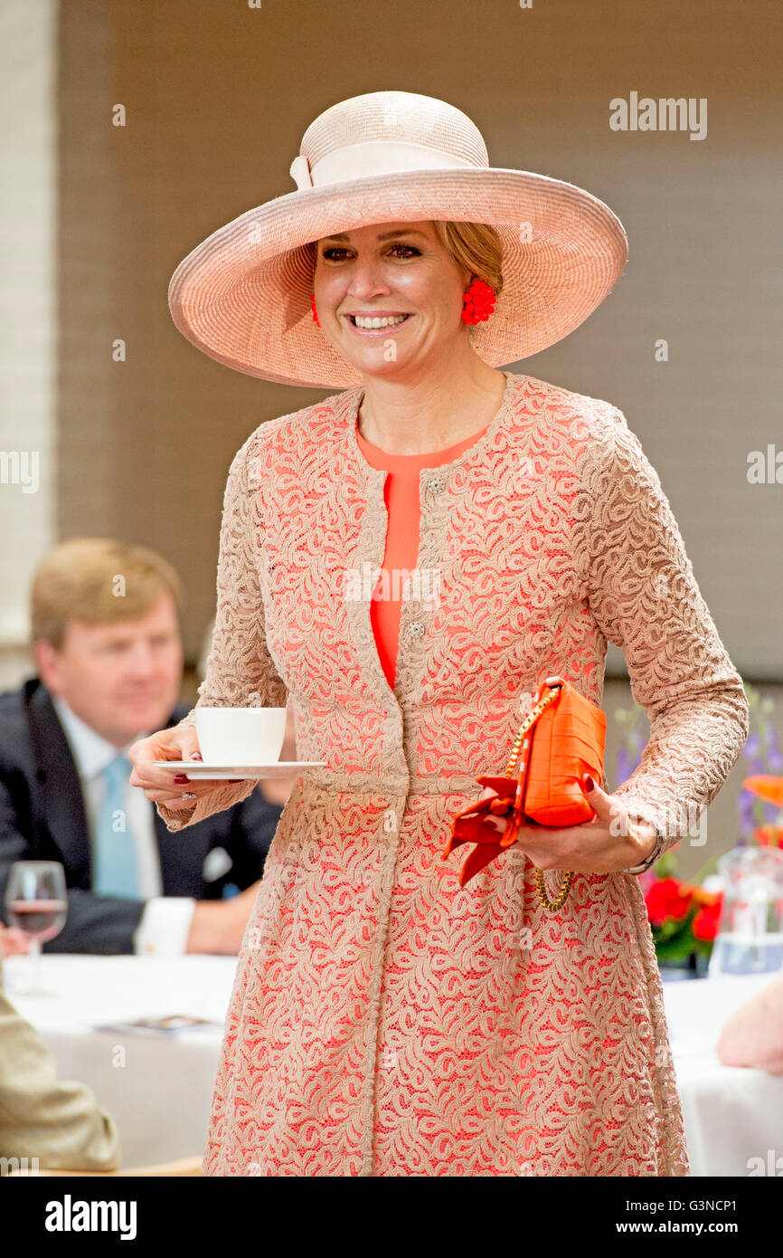 Queen Maxima spend Monday, June 13th, 2016 a regional visit to Northwest FryslÃ¢n (northwest corner) in the province of Friesland on june 13, 2016. During the visit the ambitions of the Regional Agenda are central, where provinces, municipalities and water boards to work with residents and businesses to a strong region. Special attention is paid to the quality of life in this region with a declining population. visit the King and Queen in this context various locations in the municipalities of Het Bildt, Menameradiel, Franekeradeel and Harlingen. Photo by Robin Utrecht/ABACAPRESS.COM Stock Photo