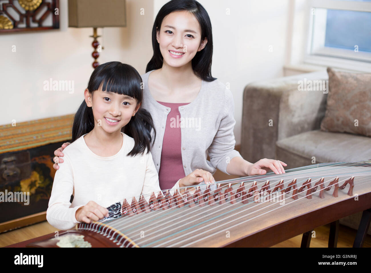 Indian zither hires stock photography and images Alamy