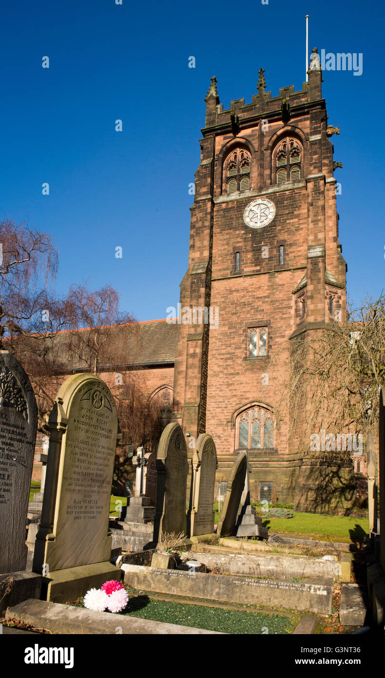 Merseyside, Liverpool, Beatles History, Woolton, St Peter’s Church, grave of Eleanor Rigby Stock Photo