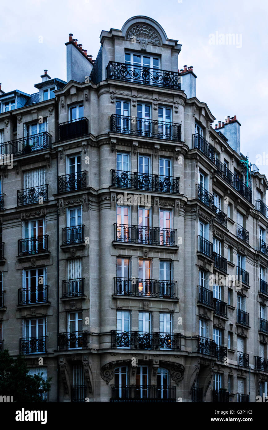 Haussmann Paris Apartment Stock Photos & Haussmann Paris Apartment