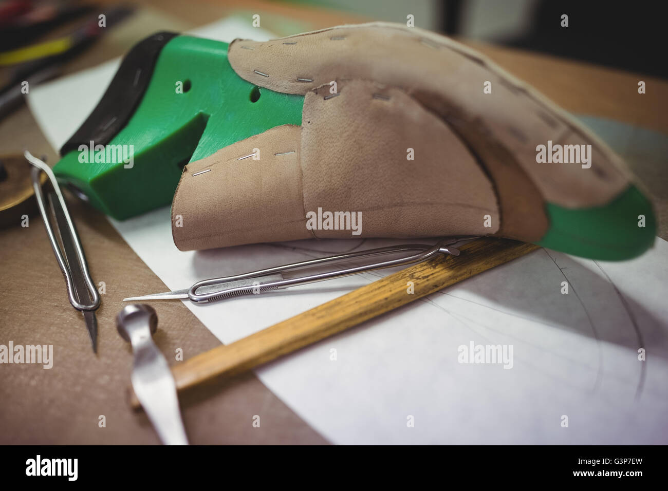 Shoemaker tools hi-res stock photography and images - Alamy