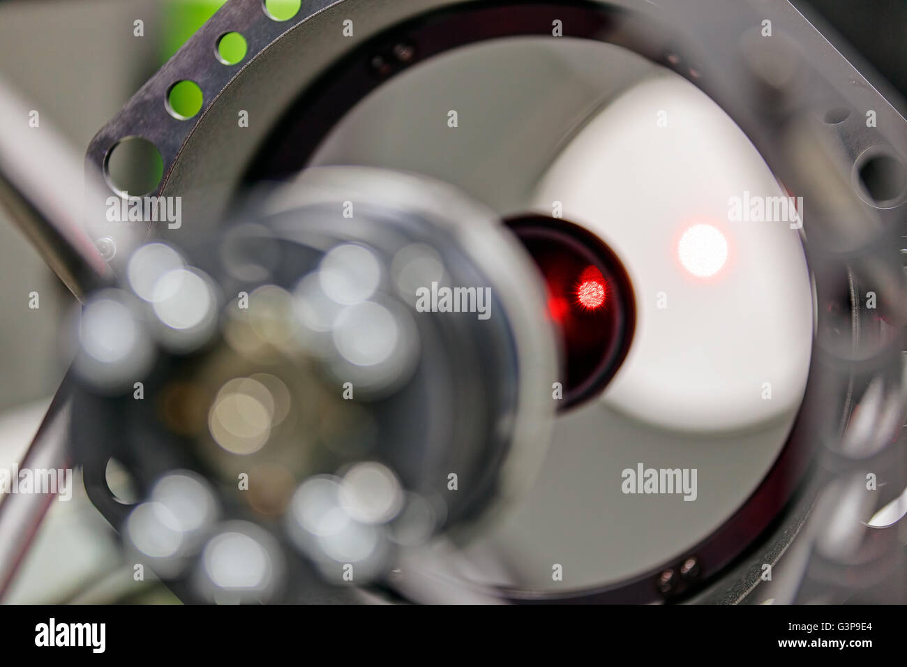 Testing small RitcheyChretien telescope with laser collimator on
