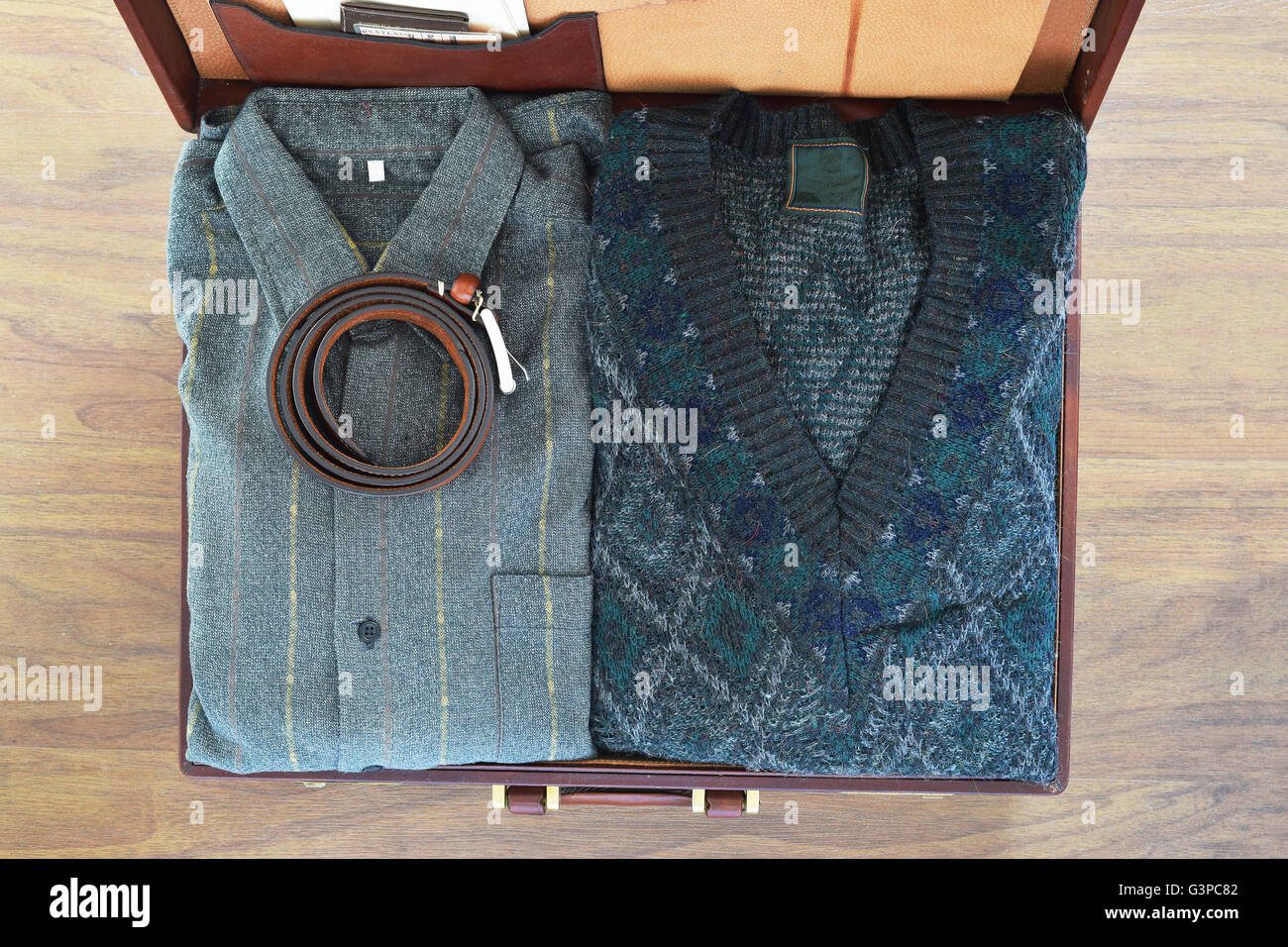 Old style clothes hi-res stock photography and images - Page 2 - Alamy