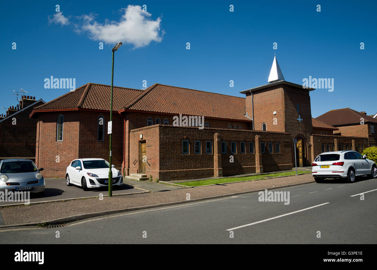 St Leonards Church, Cambridge Road, Horsham, West Sussex, England