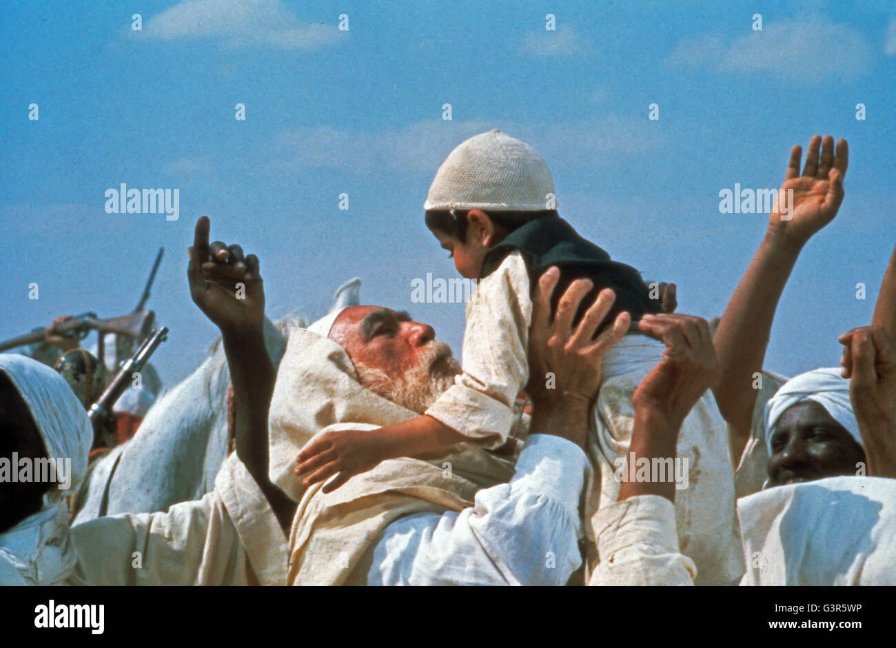 Omar Mukhtar Löwe der Wüste Trailer OV FILMSTARTS.de Omar Mukhtar Löwe der Wüste Trailer OV FILMSTARTS.de
