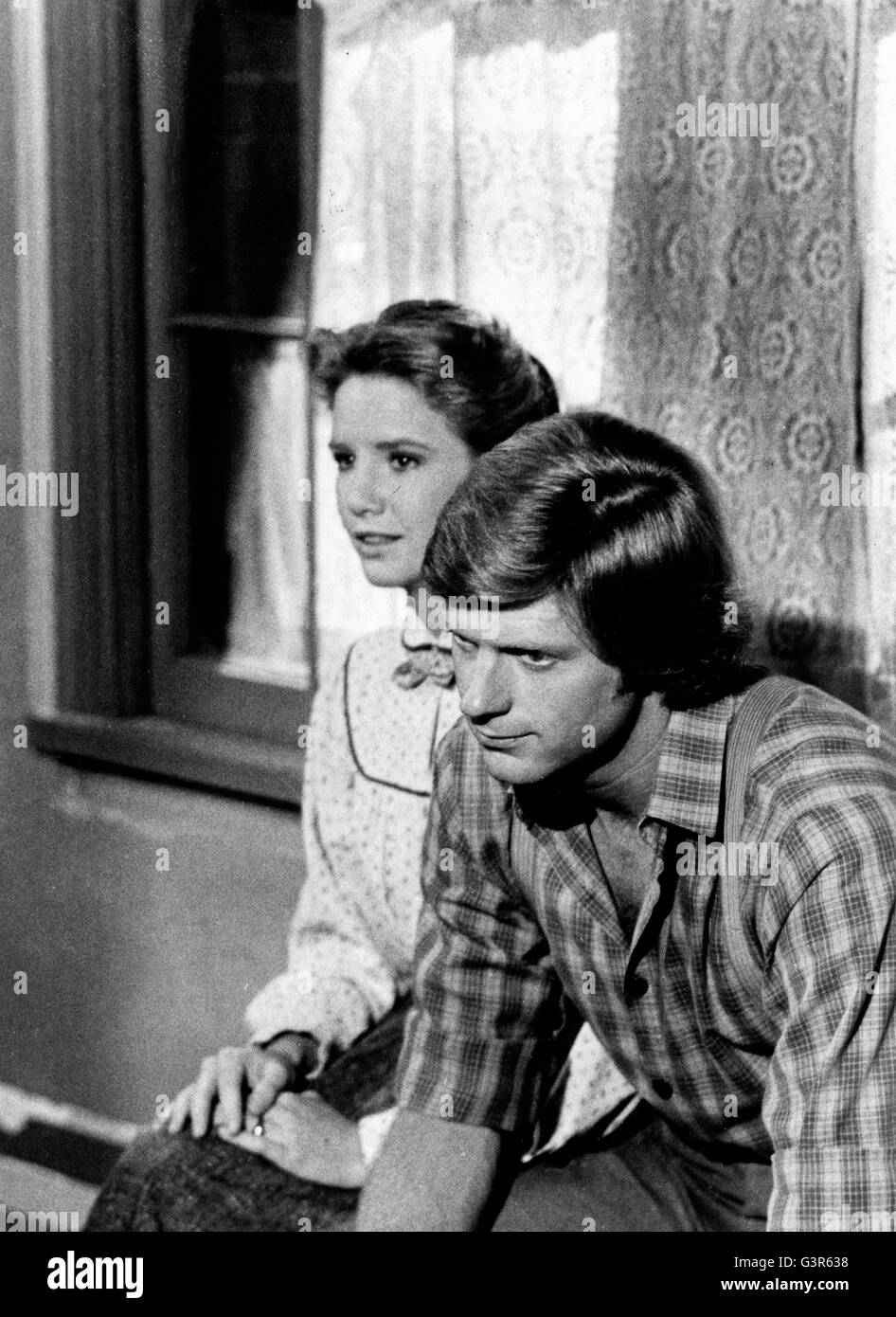 Little House On The Prairie, aka: Unsere kleine Farm, Fernsehserie, USA  1974 - 1983, Weihnachtsspecial: Wo ist Rose ?, Darsteller: Melissa Gilbert,  Dean Butler Stock Photo - Alamy