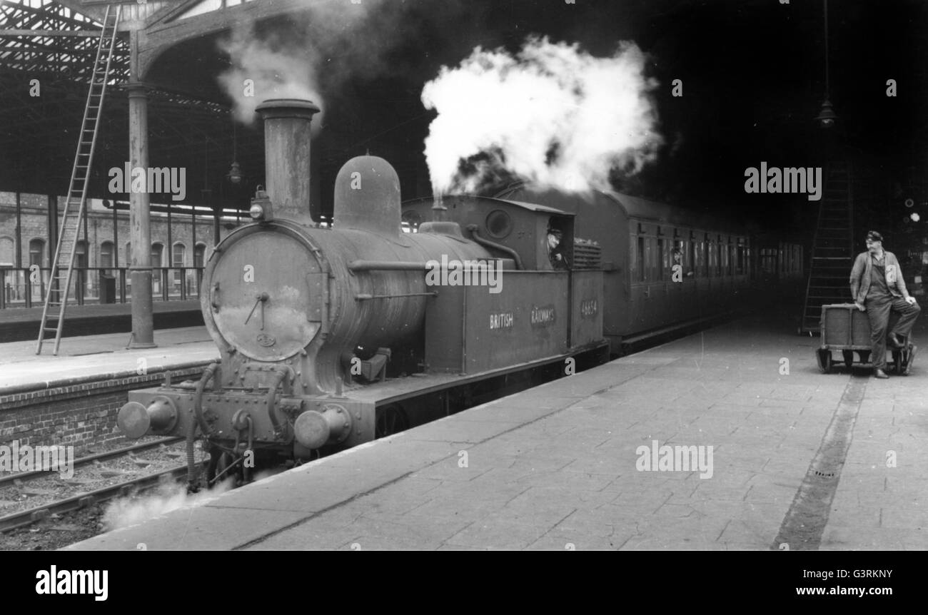 Old rugby train station hi-res stock photography and images - Alamy