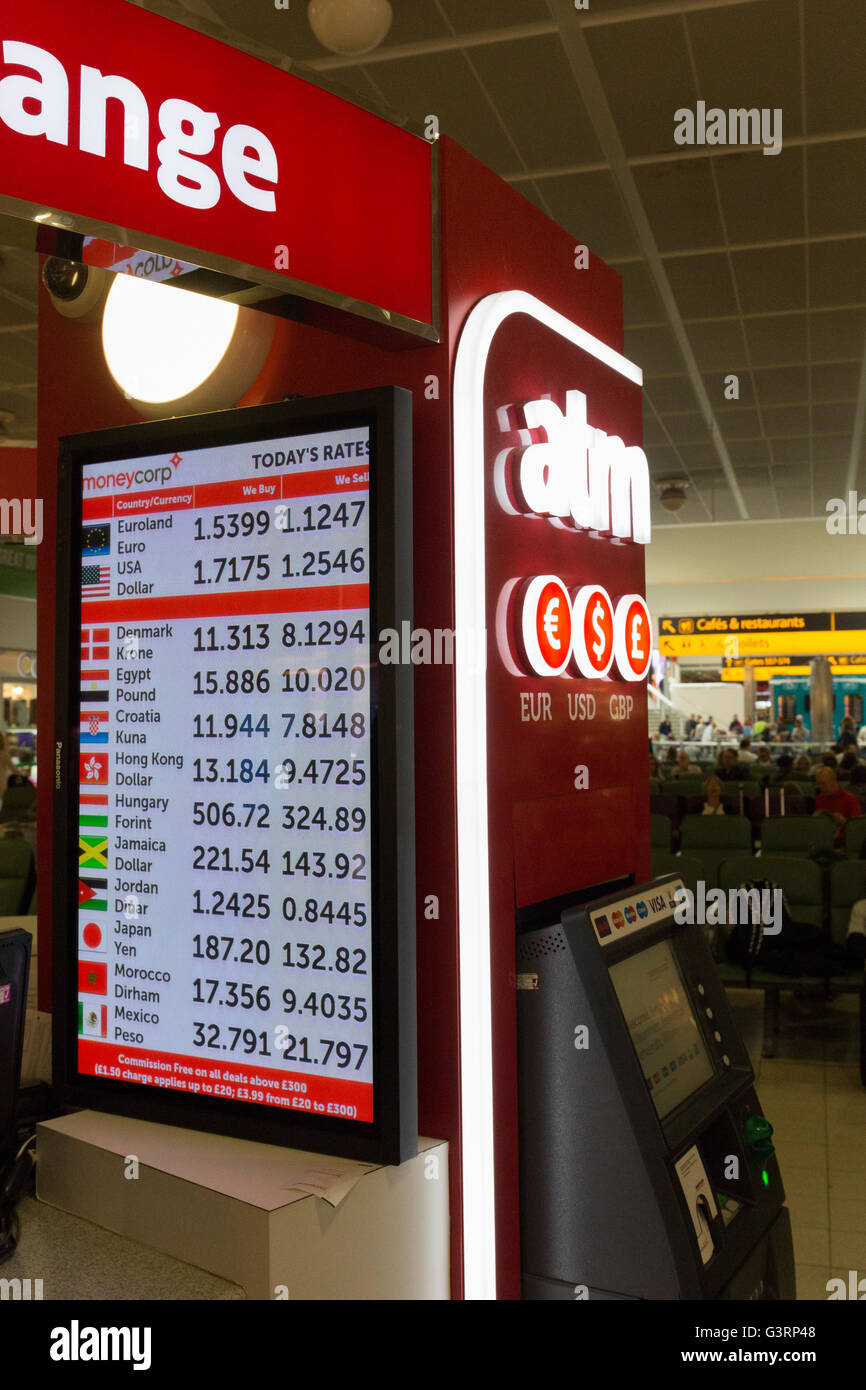 A foreign exchange desk at the North terminal of Gatwick airport Stock