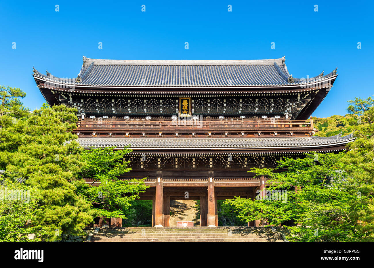 Sanmon Gate of Chionin Temple in Kyoto Stock Photo Alamy