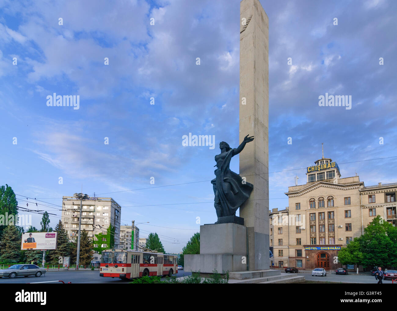 Piata Libertatii ( Liberation Square ) with monument to liberation from