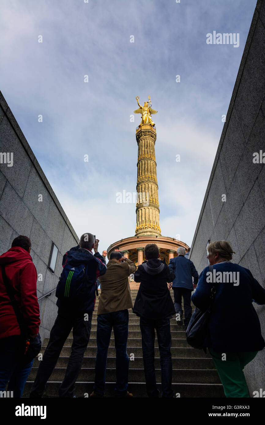 Victory Column and tourists, Germany, Berlin, , Berlin Stock Photo