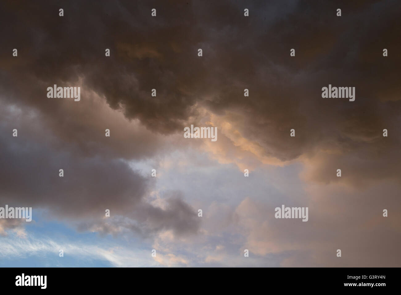 dramatic cloud clouds formation formations sky uk Stock Photo - Alamy