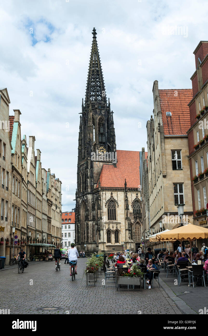 Prinzipalmarkt and St. Lambert's church, Münster, North Rhine-Westphalia, Germany, Europe. Stock Photo
