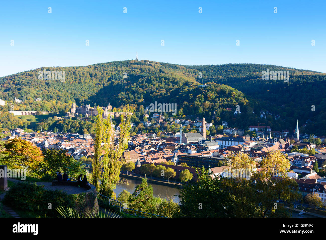 View from Philosopher way to old city with castle , Heiliggeistkirche and Old Bridge over the Neckar and Königstuhl mountain, Ge Stock Photo
