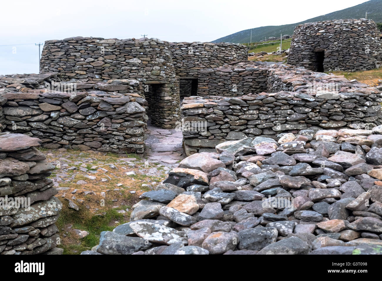 Beehive Huts, Fahan, Dingle Peninsula, Kerry, Ireland Stock Photo Alamy